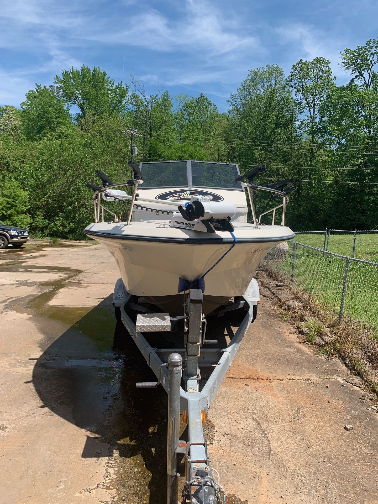 1987 cuddy cabin. Great striper boat comes with lorance fish finder 18