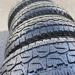285 70 17 Vendo Un Seth De Llantas De La Marca Bridgestone 
