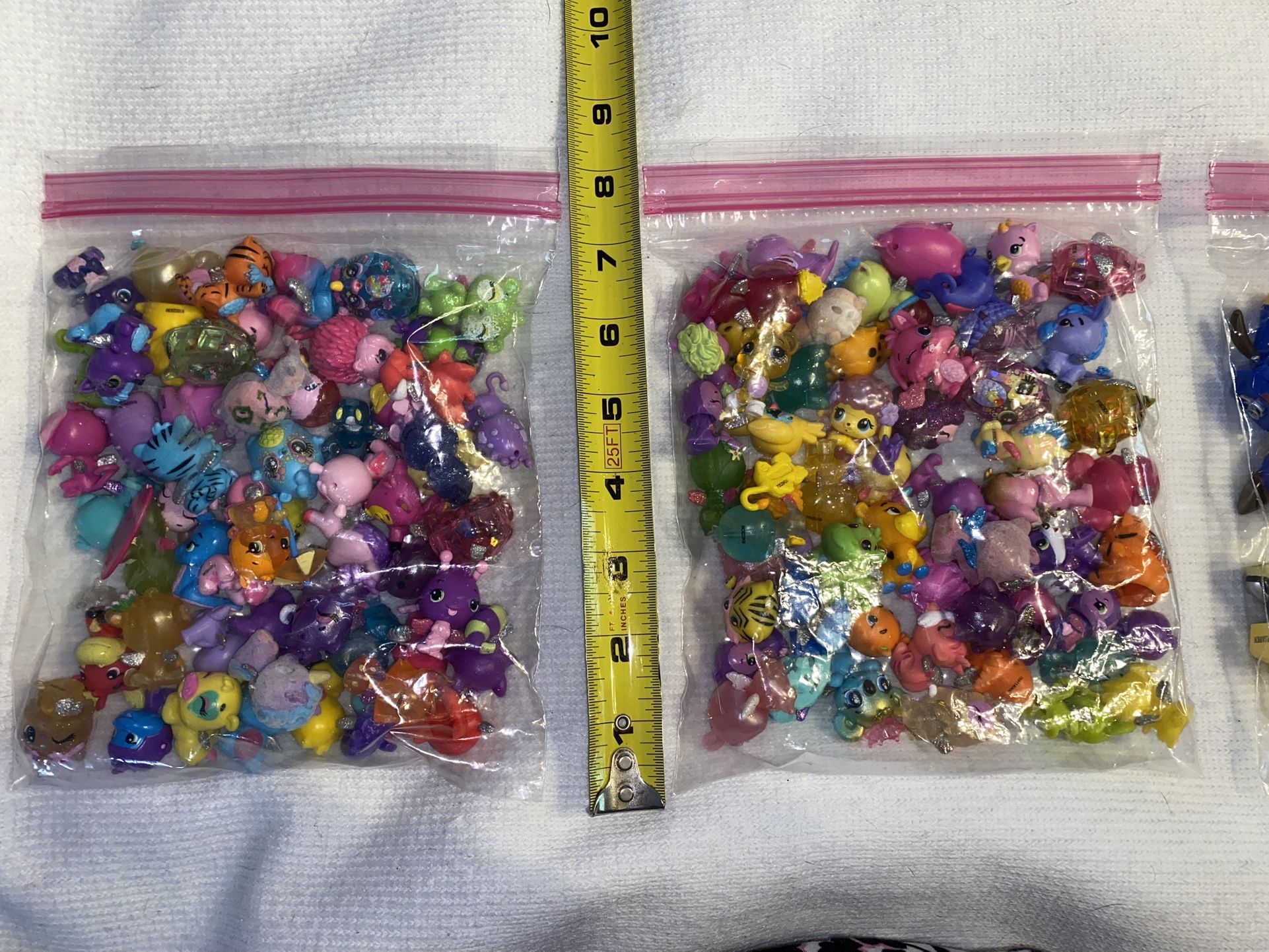 Hatchimal Figures