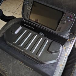 Asus Rog Ally X Handheld PC. 