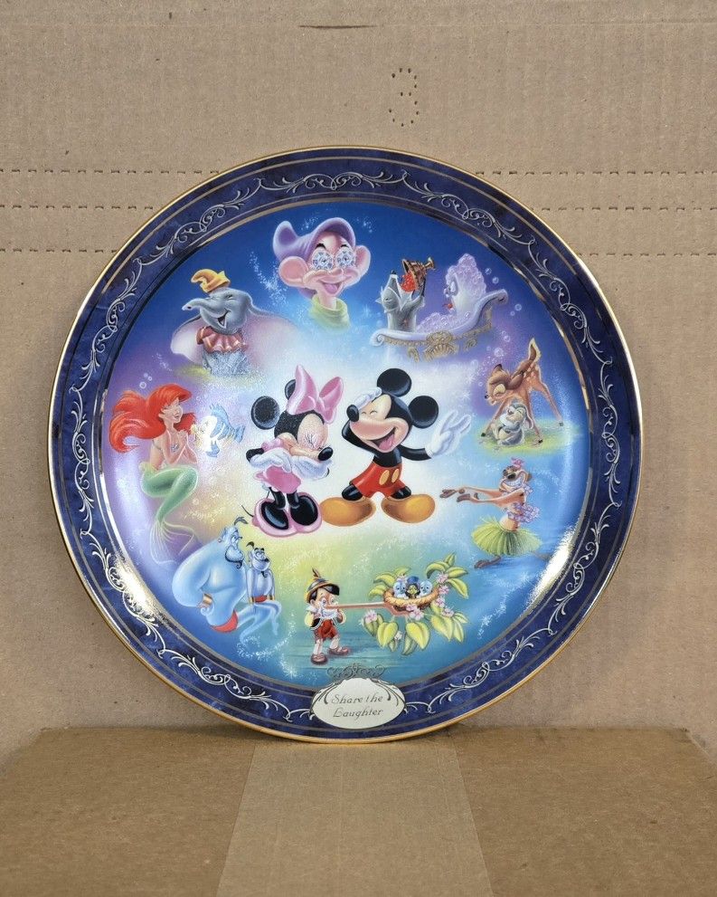 Bradford Exchange Magical Disney Moments Share The Laughter Plate