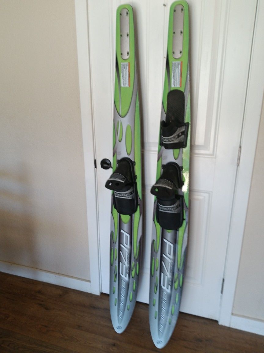 Water Skis