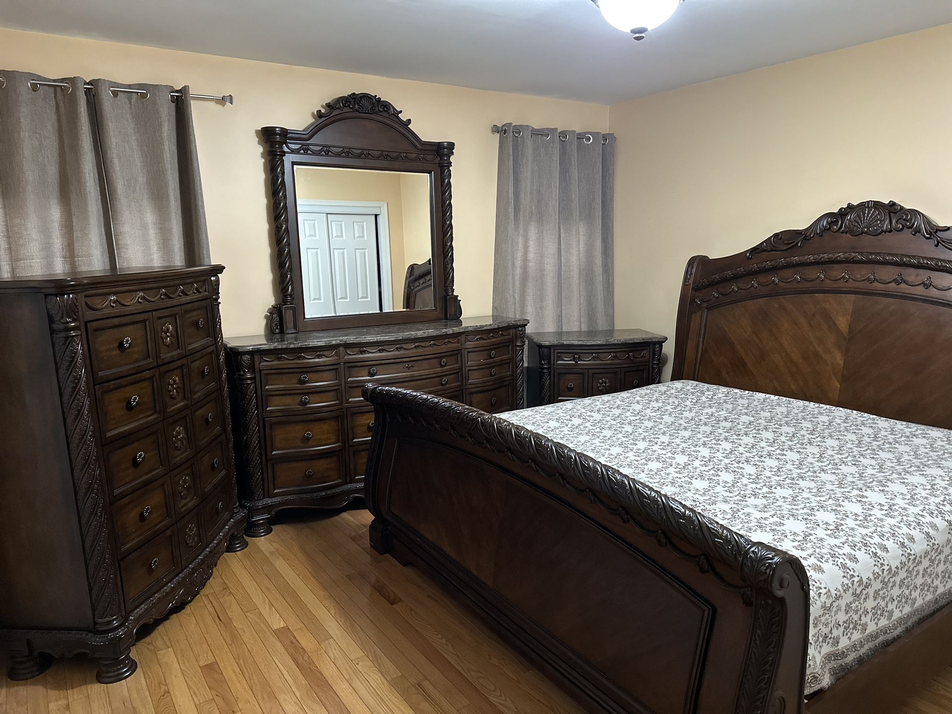 North Shore King Bedroom Set - Ashley Furniture