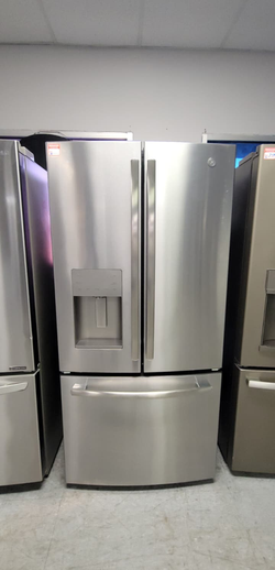 GE French Door Fridge – Stainless, Water Dispenser, Bottom Freezer