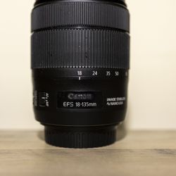 Canon EFS 18-135MM Lens