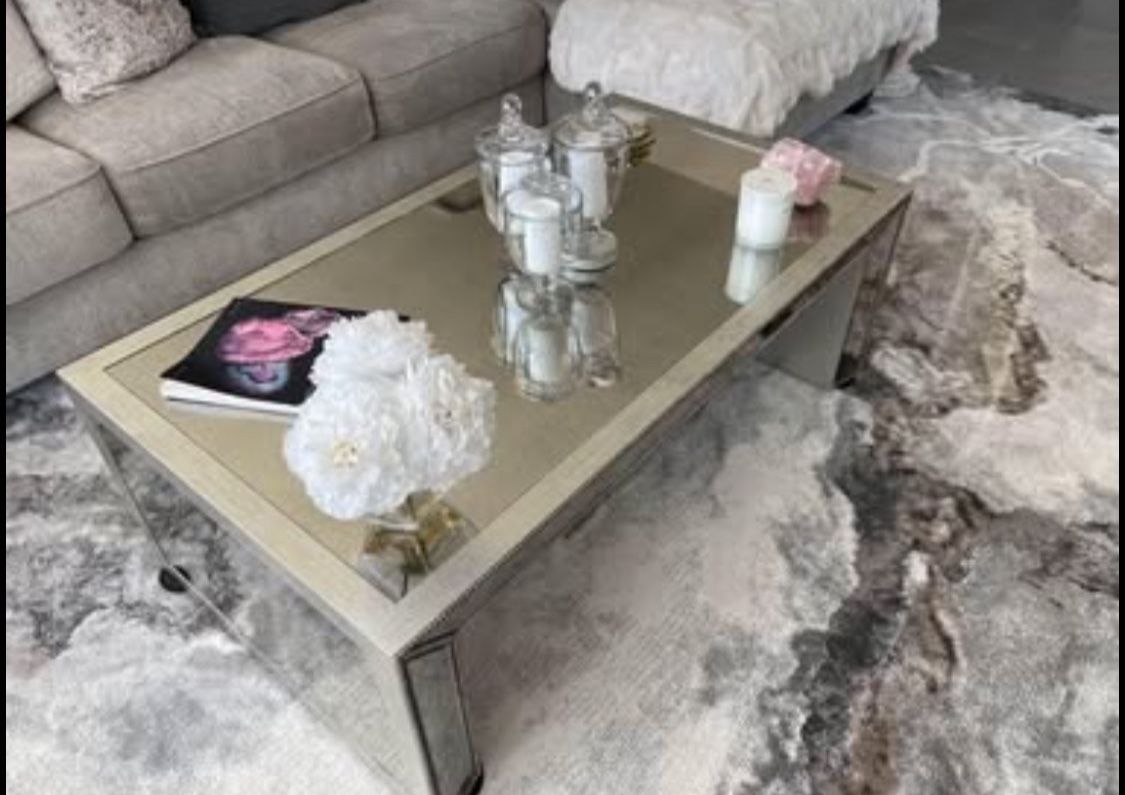Mirror Table