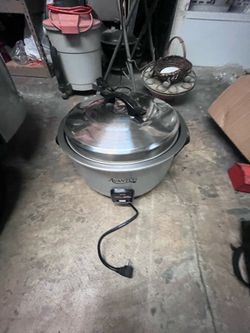 Avantco commercial rice cooker/warmer.