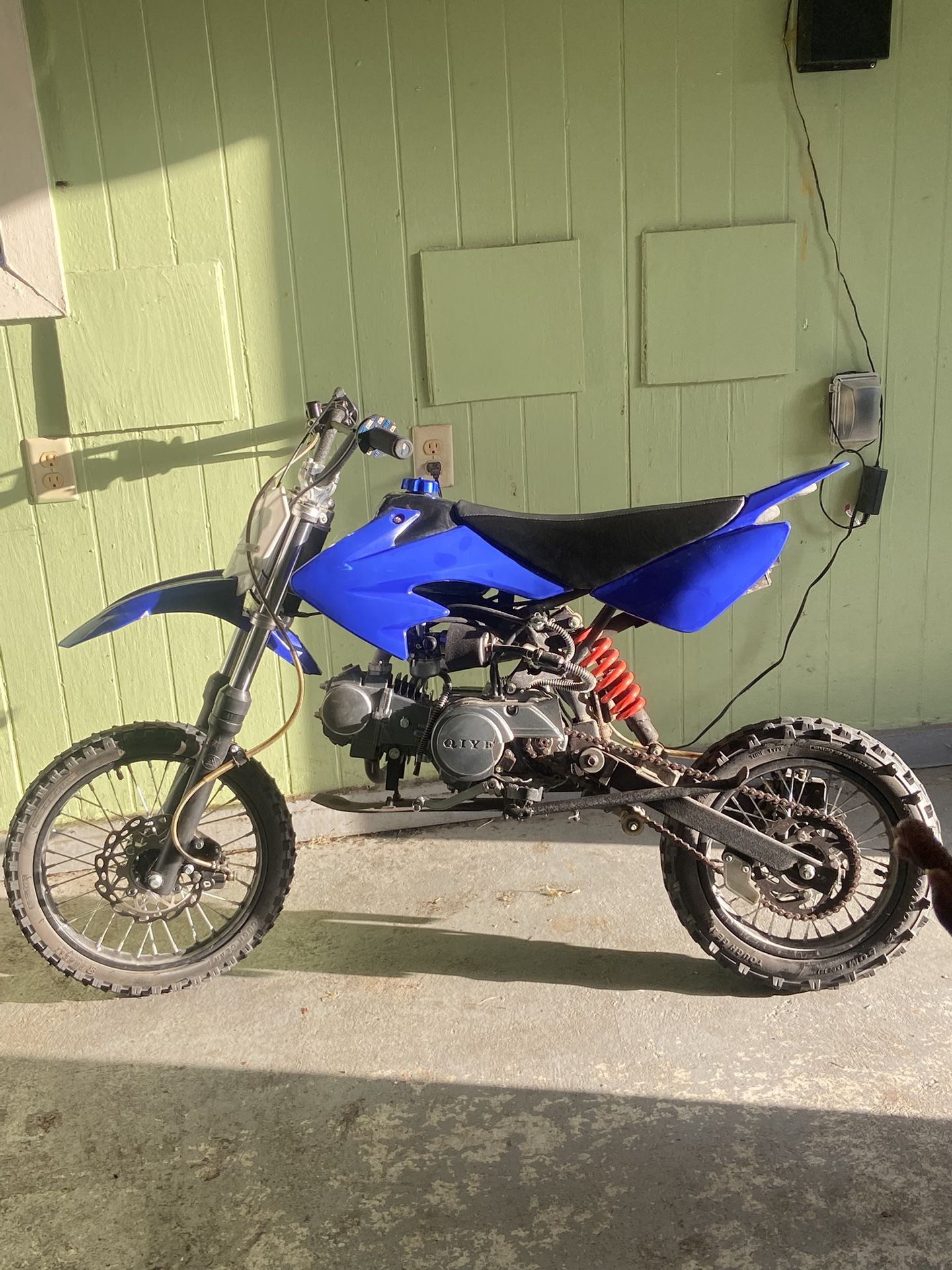 125 Dirt Bike 