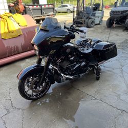 Harley Davidson Motorcycle Women's Biker Babe Black Hand Bag Purse for Sale  in Kent, WA - OfferUp