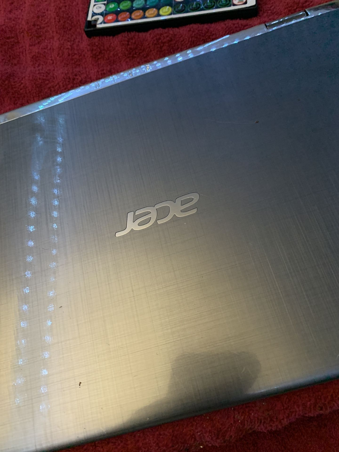 Acer Silver Laptop WITHOUT CHARGER