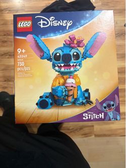 Brand new never opened stitch Lego set
