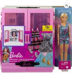 Barbie Fashionistas Ultimate Closet 