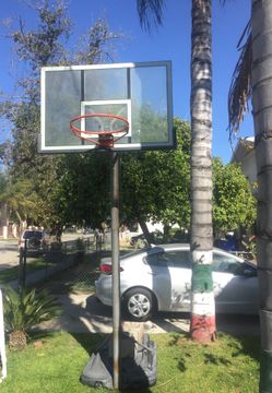 Spalding portable basketball hoop