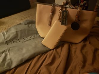 Purse and wallet