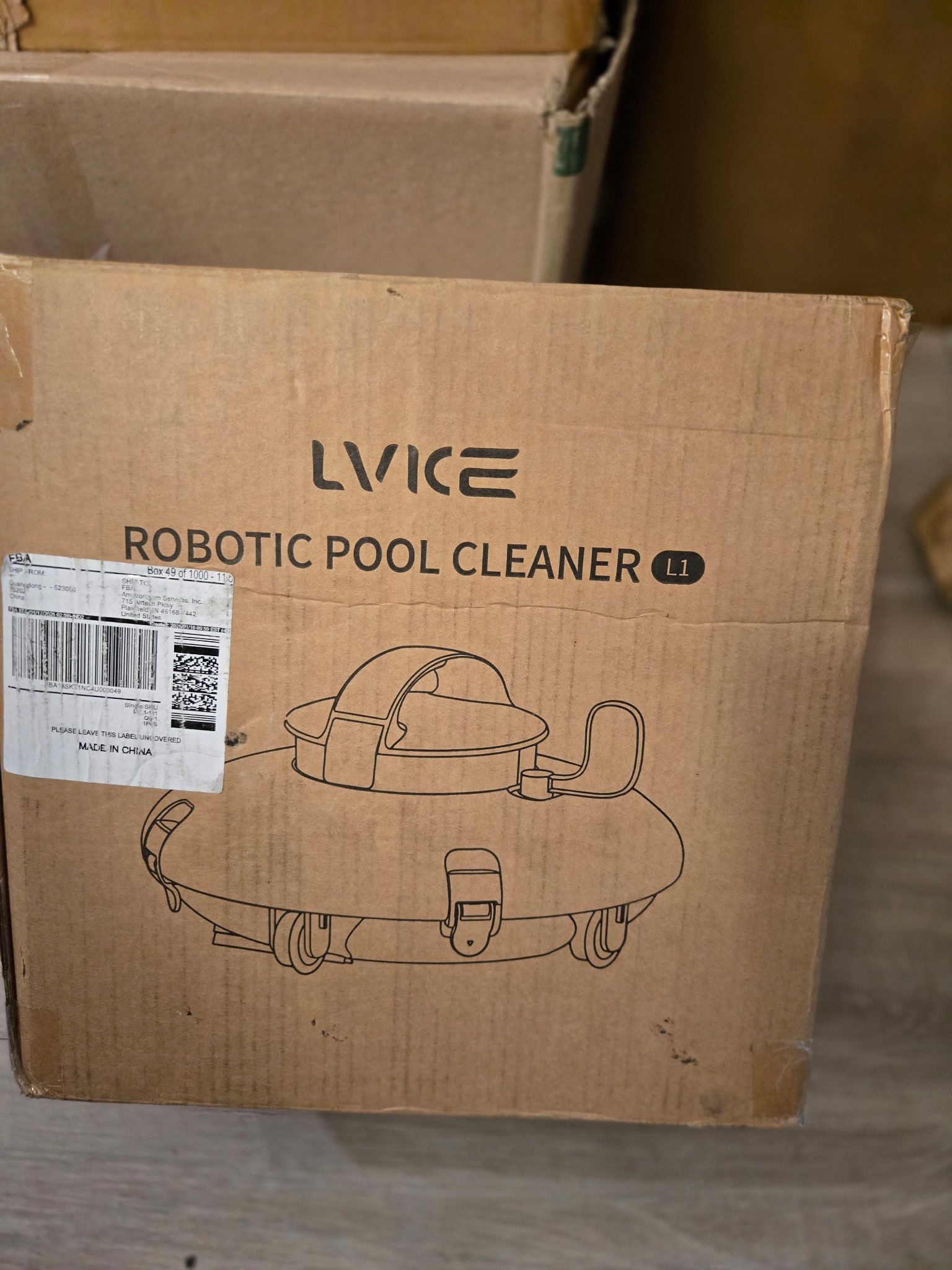 Robotic pool cleaner