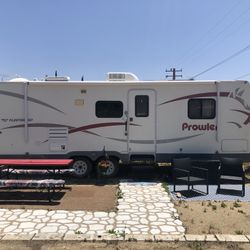 Trailer - 2008 Fleetwood Prowler Extreme Edition