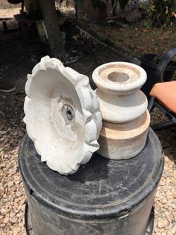 Concrete bird bath fountain