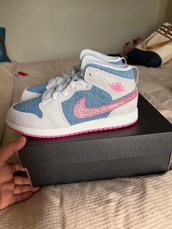 Nike girls size 3.5