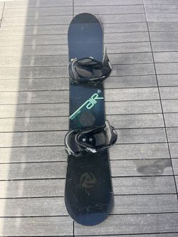 Burton Air 153 Freestyle Snowboard With Bindings