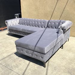 New Large Grey Velvet Sectional Sofa with Chaise Lounge