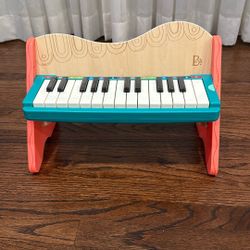 B. Toys Piano