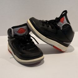 Nike Air Jordan 3 Retro Toddler Black/Fire Red Cement Grey SIZE 6C - DQ8563-001