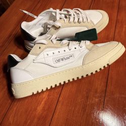 OFF-White sneakers 