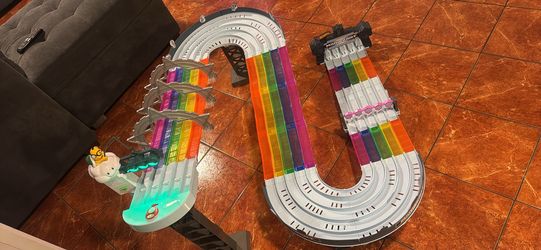 Mario Kart X Hot Wheels Race Track
