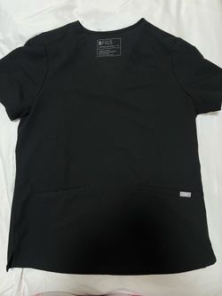 Black figs scrub top
