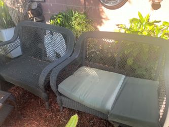 Patio set (3)