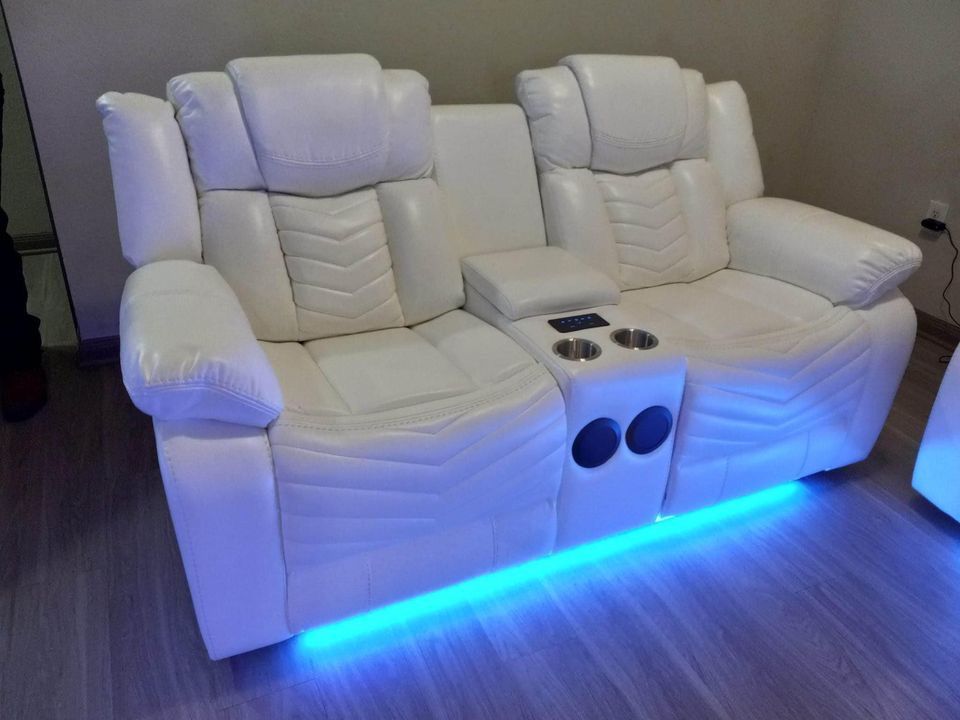 Powered Sofa Set‼️💯with Phone Chargers, Floor Lights And Cup holders ✨✅