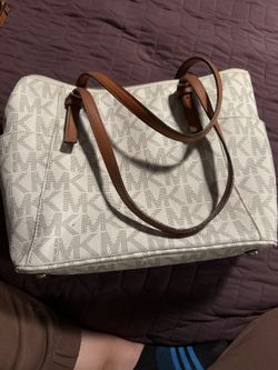 Michael Kors Tote