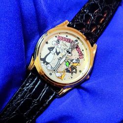 Looney Toons Vintage 1992 Bugs Bunny and Friends Men's Watch