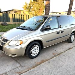 2005 Dodge Caravan