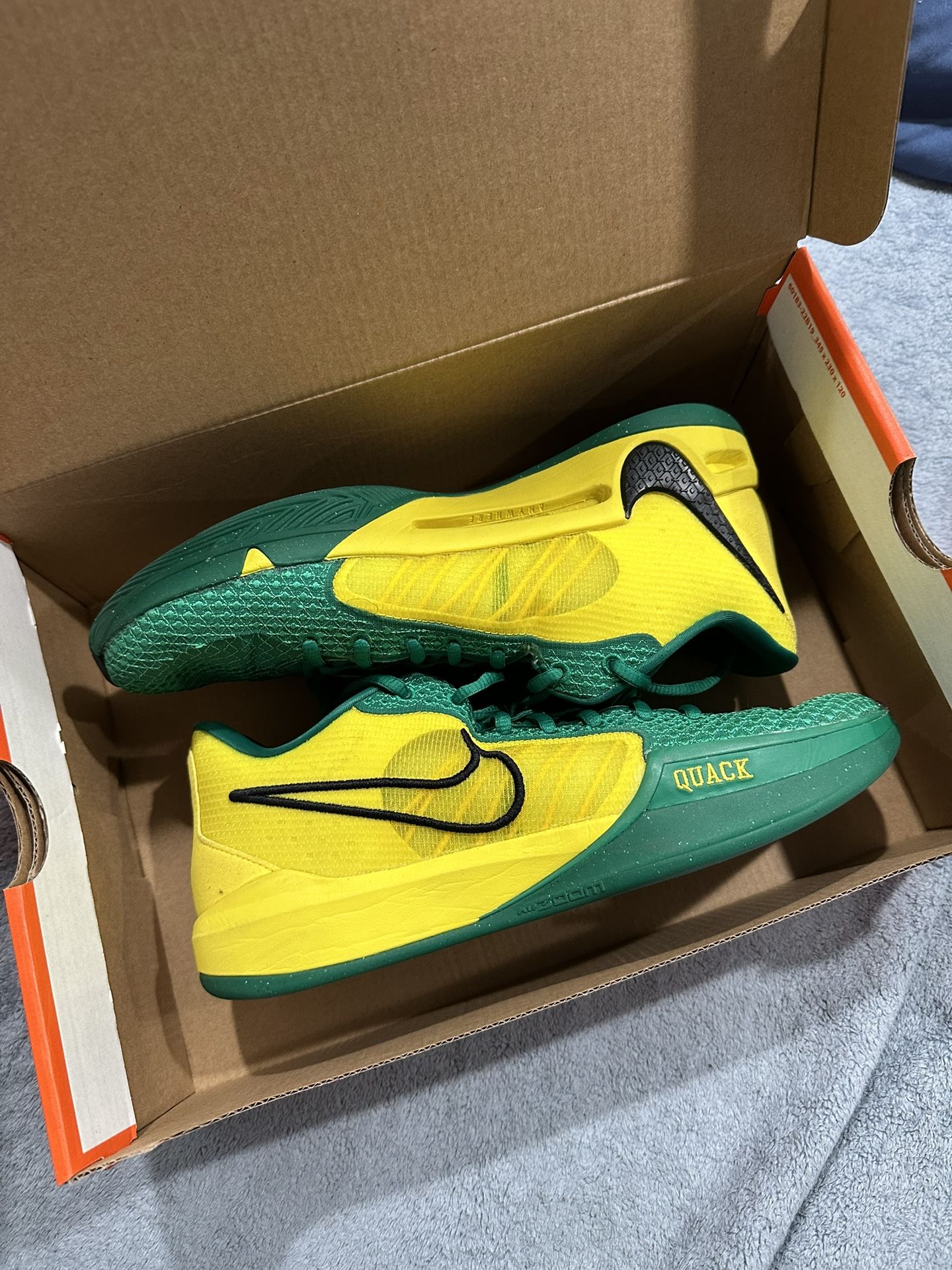 Nike Sabrina’s 1 Oregon Ducks Wmms Size 11.5