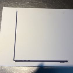 Brand New - MACBOOK AIR 13 INCH  M4 
