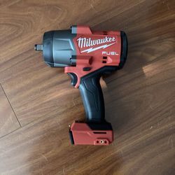  Milwaukee Impact Wrench 1/2