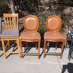 Bar Stools Free To A Good Home