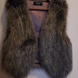 Akira vest