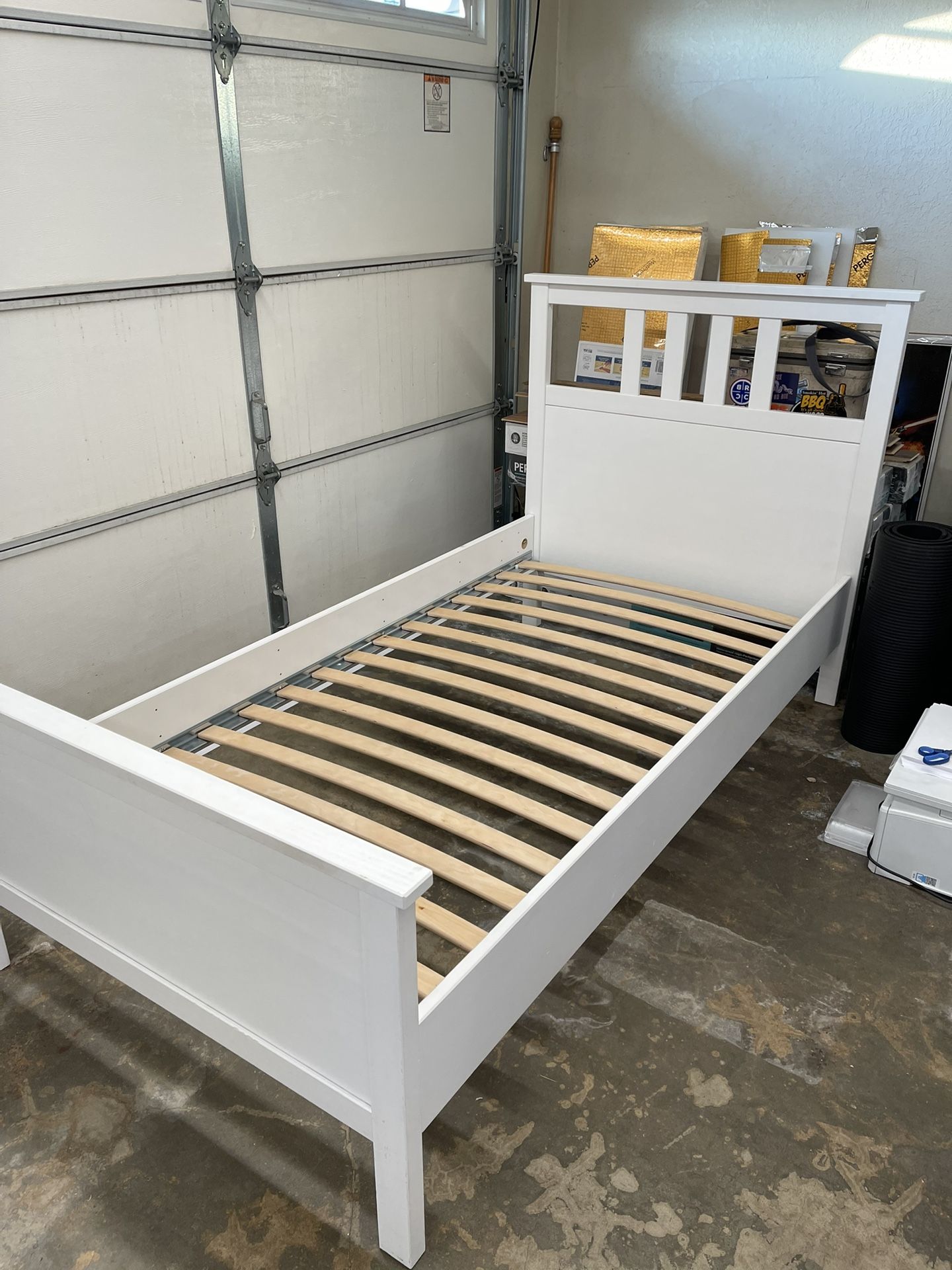 Twin Bed