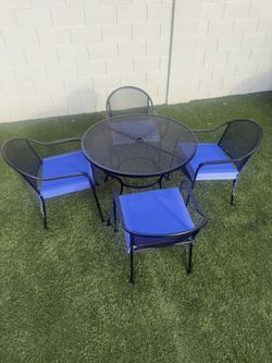 Patio Set- Outdoor Dining Table & Chairs Set