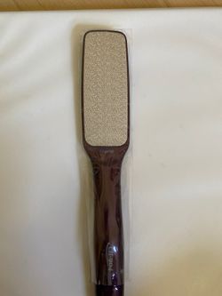 Calluses remover tool