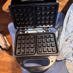 Waffle Maker/sandwhich Toaster 