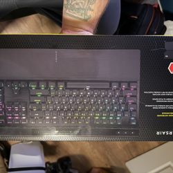 Corsair K70 RGB PRO - Mechanical Gaming Keyboard 