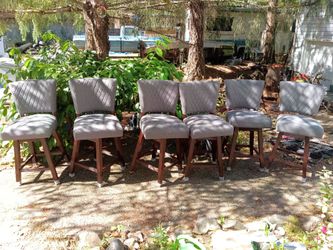 Dining/barstool chairs