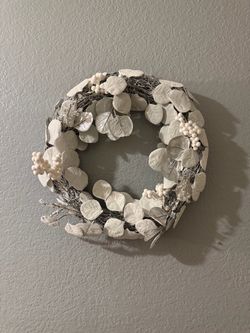 WINTER WONDERLAND WREATH WHITE WREATH 15”