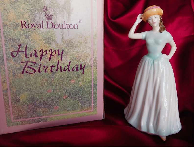 Royal Doulton doll figurine "Happy Birthday"