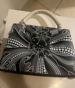 White And Black Purse