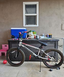 Mongoose Pumptrack BMX bike