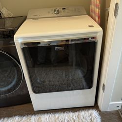 Maytag Bravos XL Electric Dryer